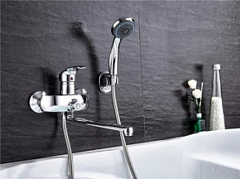 Смеситель L2221 для ванны с длинным поворотным изливом  дивертор в корпусе, шаровый латунь LEDEME