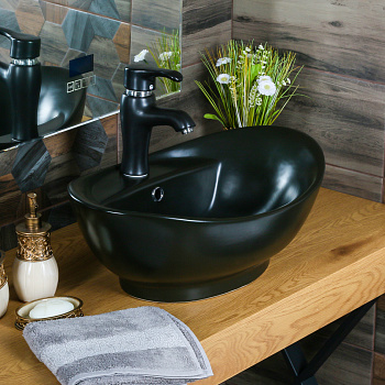 Раковина MELANA MLN-7167MB черная